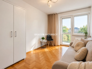 2 pok z duża kuchnią i balkonem ul. Szuwarowa