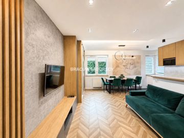 2 pok, 50 m², balkon, winda, garaż + komórka