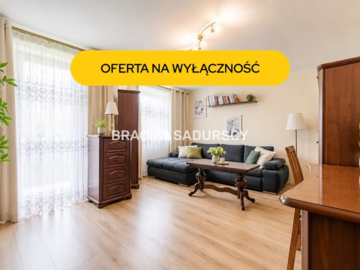 2 pokoje, osobna kuchnia, m. postojowe, komórka 