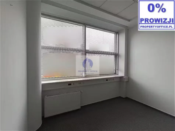 Praga Południe: lokal biurowy 16,70 m2 do wynajęcia