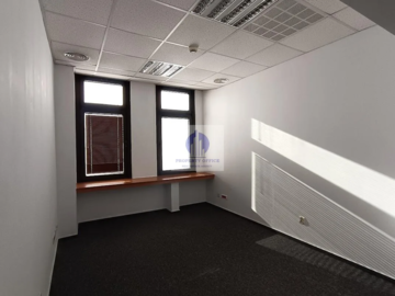 Śródmieście: lokal biurowy 18 m2 do wynajęcia