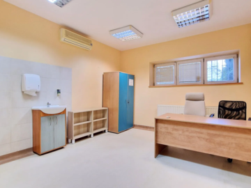 Centrum - gabinet 18 m2 I piętro al. Kościuszki