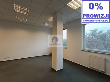 Włochy: lokal biurowy 102,25m2 do wynajęcia