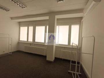 Praga Południe: lokal biurowy 21,50m2 do wynajęcia