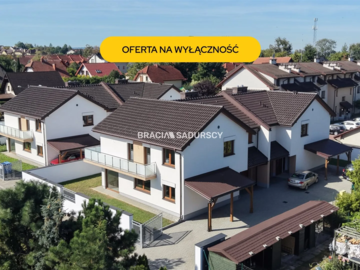 Niepołomice dom w zabudowie bliźniaczej, zlokalizowany w cichej dzielnicy Niepołomic. Nieruchomość o powierzchni całkowitej oko