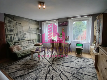 2 pokoje, ok.59m2, I piętro- Bielawa