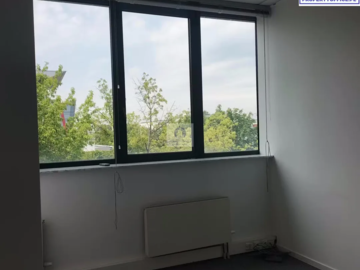 Praga Południe: lokal biurowy 220,35 m2 do wynajęcia