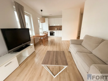 Mieszkanie 42 m², 2 pokoje, winda, komórka